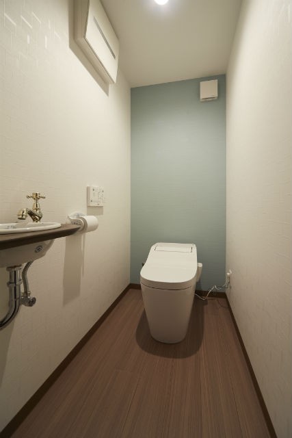 トイレの壁紙・クロスの費用と価格の相場は？