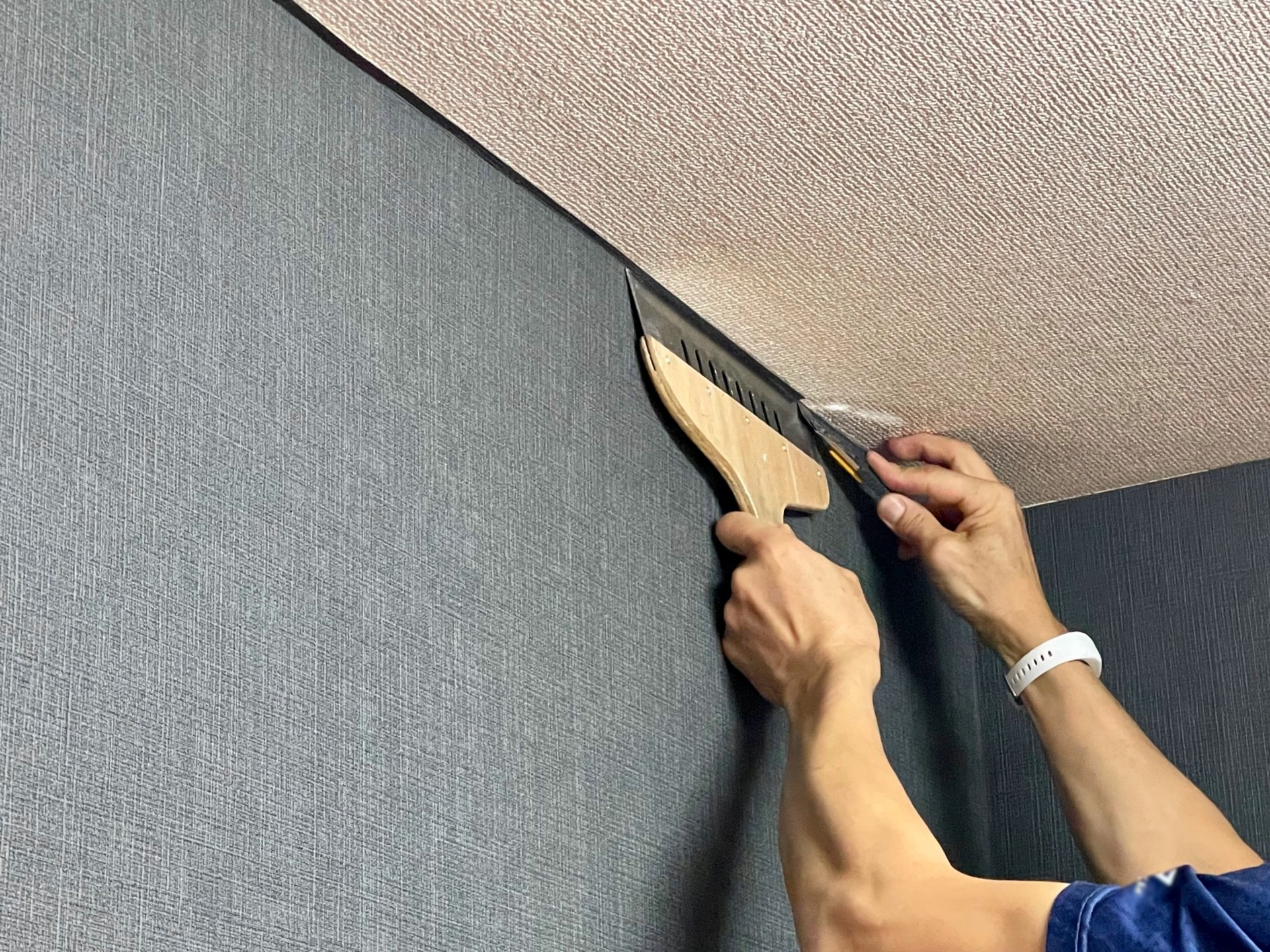壁紙クロスの施行