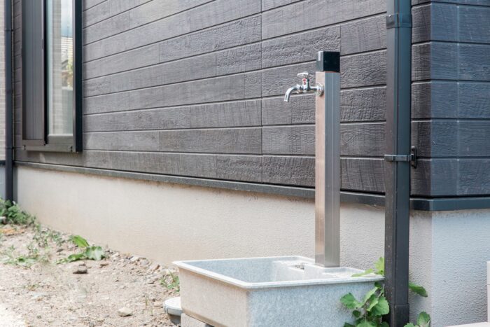 庭の外構の水道を増設・移動する費用と価格の相場は？
