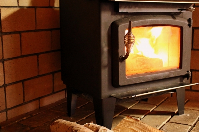 高気圧高断熱住宅で薪ストーブは使用できる？